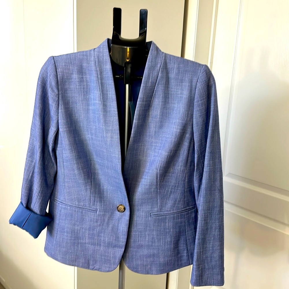 Ann Taylor’s Blazer. New with tag
